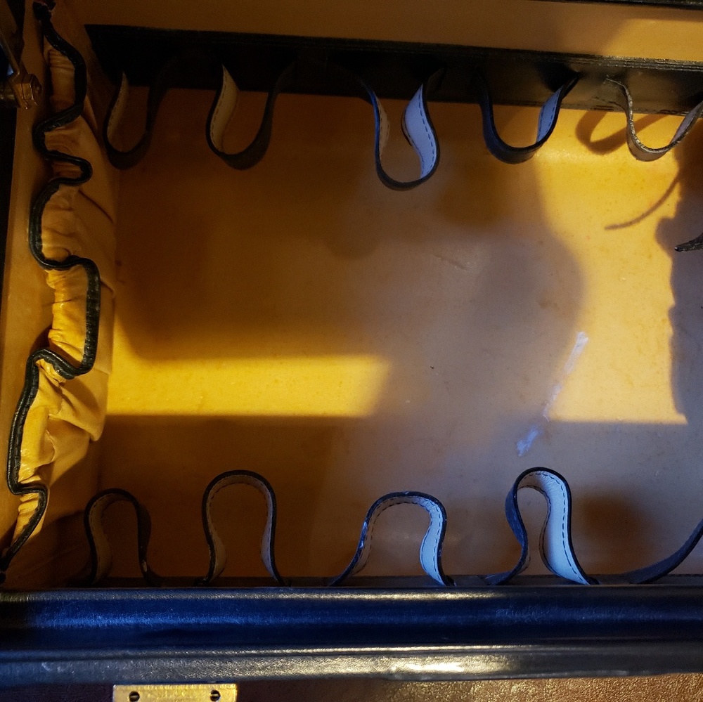 **SOLD**❤Gucci Trunk Case circa 1970 to 1980 - Picture 5 of 6